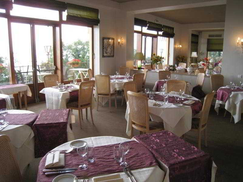 Alexain Hotel Restaurant & Wellness - Colmar Ouest Trois-Épis المطعم الصورة